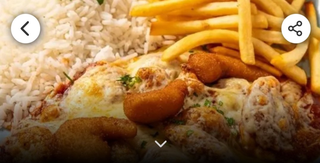 Parmegiana de Camarão + Acompanhamentos