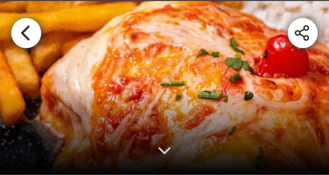 Filé de peixe a Parmegiana + Acompanhamentos